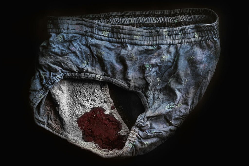 12-period-poverty-menses-panty-sand-ash