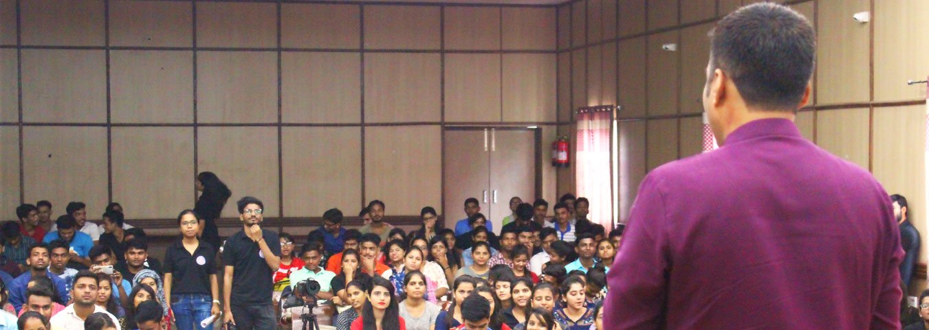 student-motivational-session-mind-talks-delhi-india-speaker